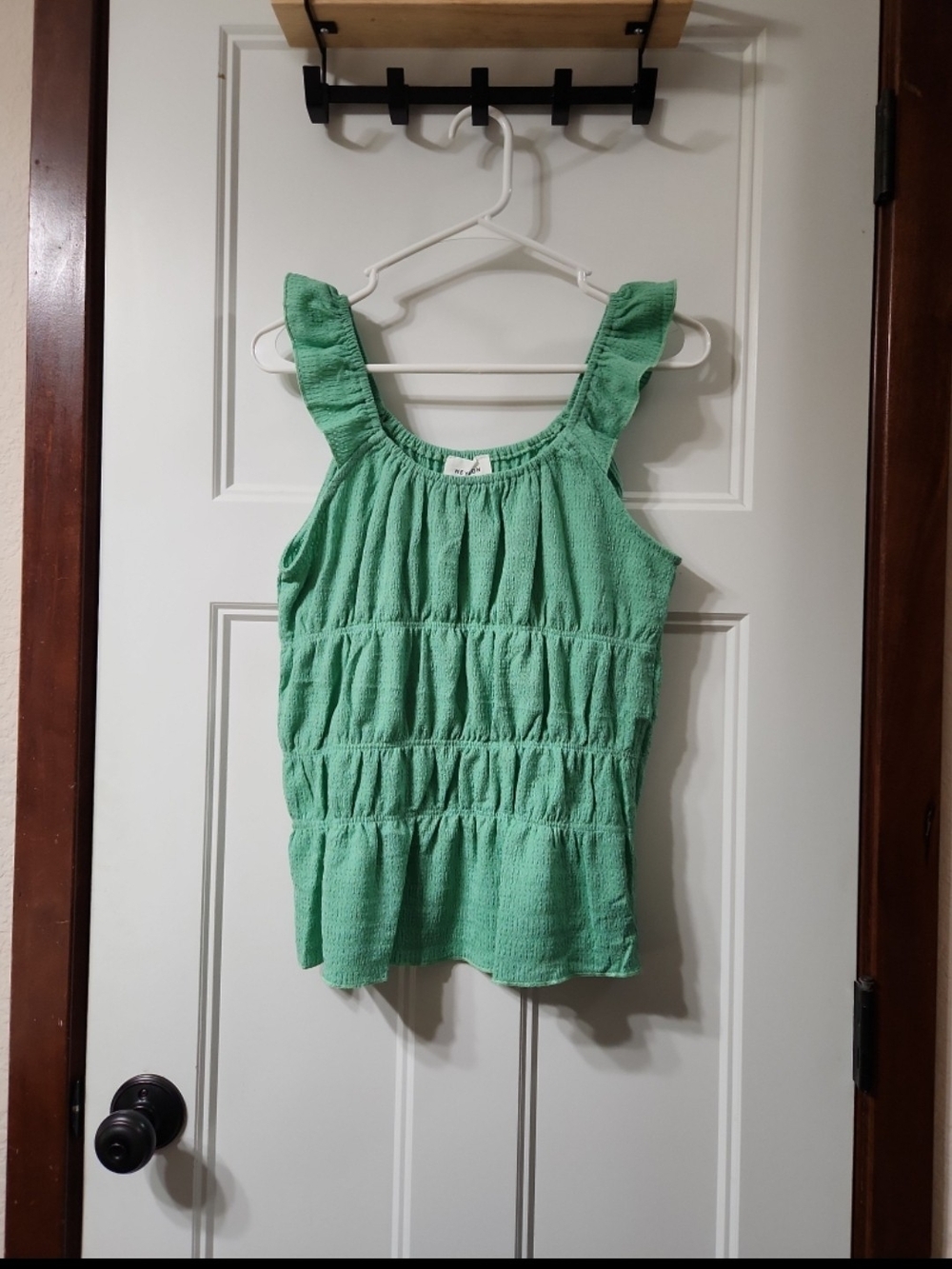 NWT Heyson Green Ruffled Tank